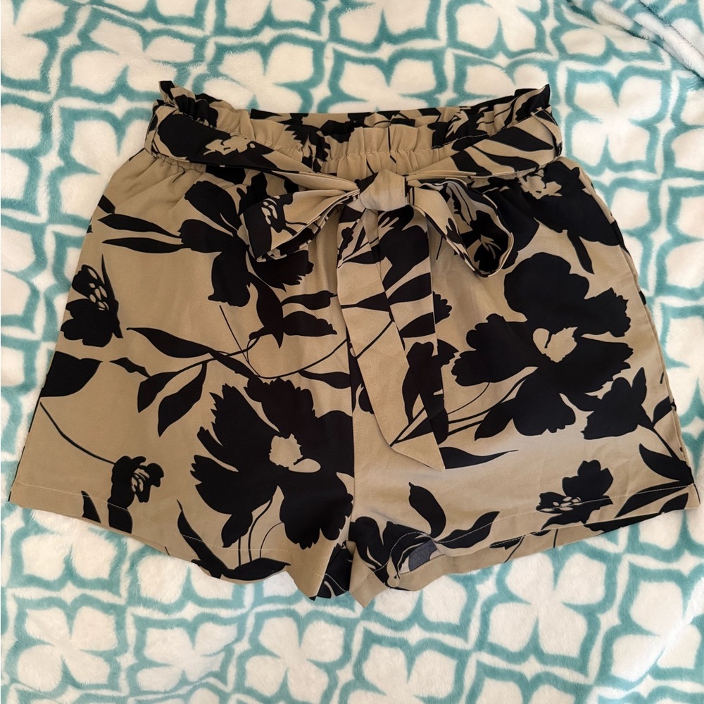 Floral Print Women's Shorts
